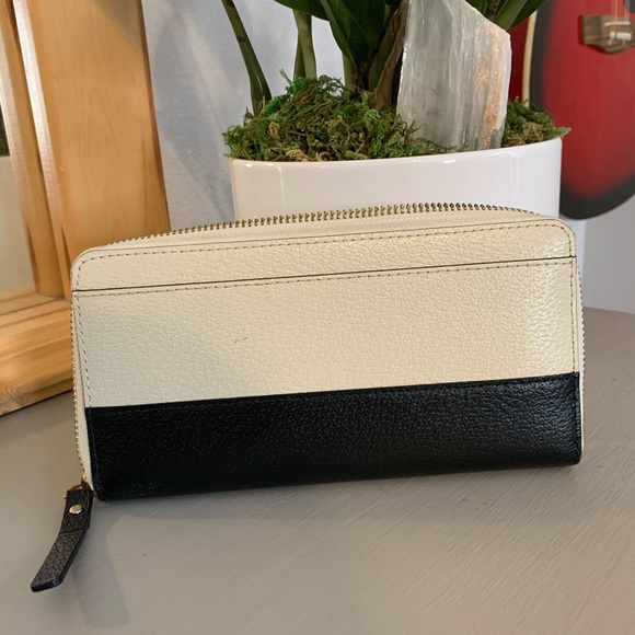 Beautiful Kate ♠️ wallet - Picture 2 of 6